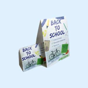 tafelkaart ook bekend als tentkaart of tafelstaanders.